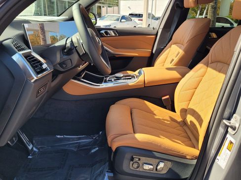 Used 2026 BMW X5 sDrive40i w/ M Sport Package RWD image 10