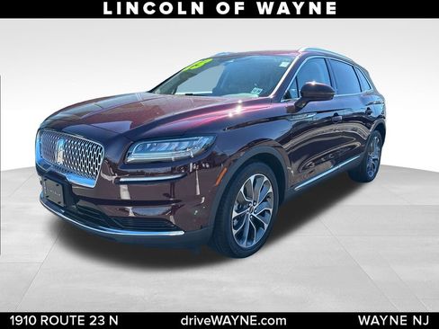 Used 2023 Lincoln Nautilus Reserve AWD/4WD image 1