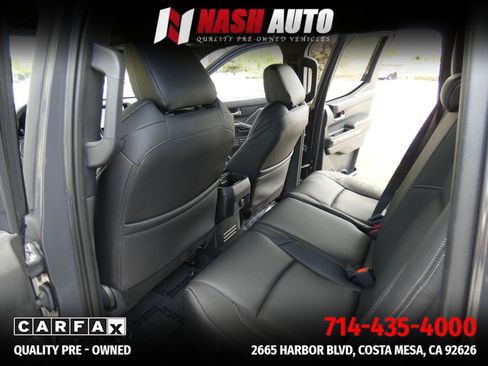 Used 2025 Toyota Tacoma TRD Sport AWD/4WD image 45