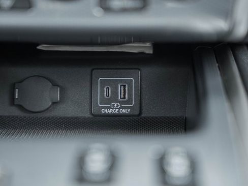 Used 2019 Nissan Pathfinder SL image 26