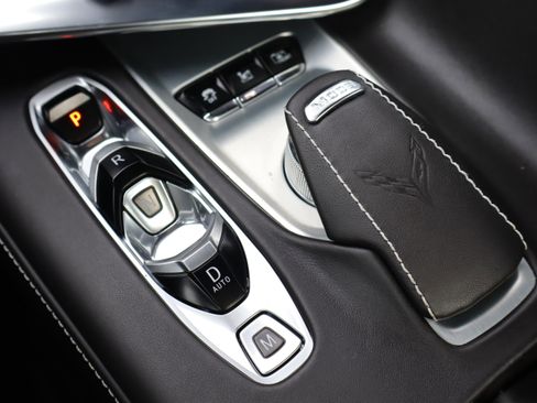 Used 2024 Chevrolet Corvette Stingray Premium Conv w/ Chrome Exterior Badge Package image 26