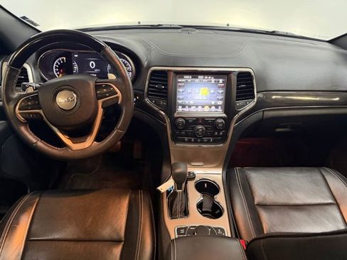Used 2017 Jeep Grand Cherokee Overland AWD/4WD image 31