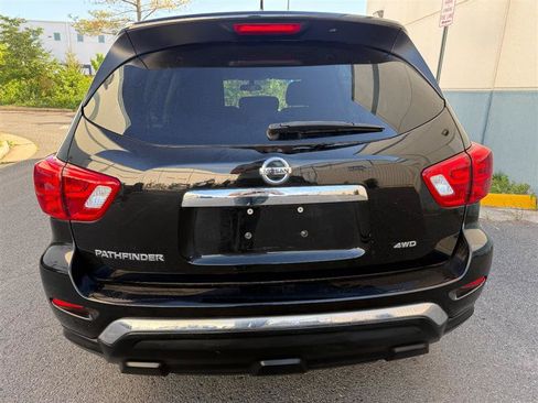 Used 2018 Nissan Pathfinder S AWD/4WD image 6