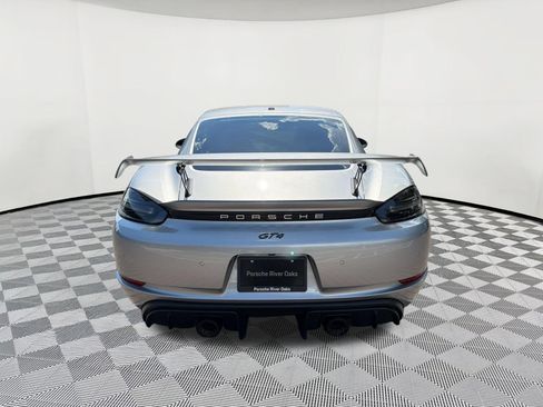Used 2020 Porsche 718 Cayman GT4 RWD image 10