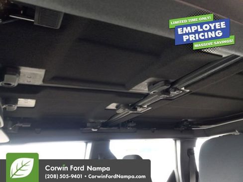 New 2025 Ford Bronco 4-Door AWD/4WD image 23