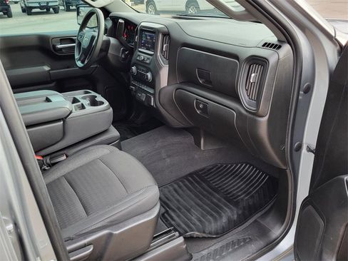 Used 2024 Chevrolet Silverado 1500 Custom image 9