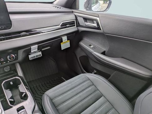 New 2026 Mitsubishi Outlander SE FWD image 17