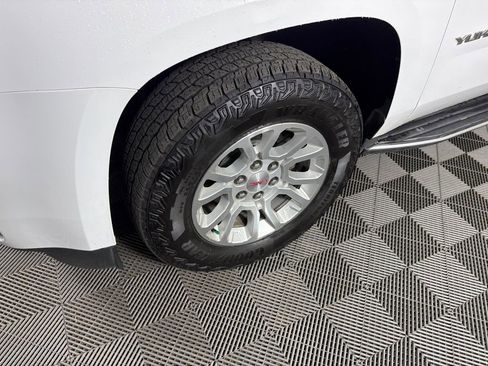 Used 2020 GMC Yukon SLT w/ Open Road Package AWD/4WD image 9