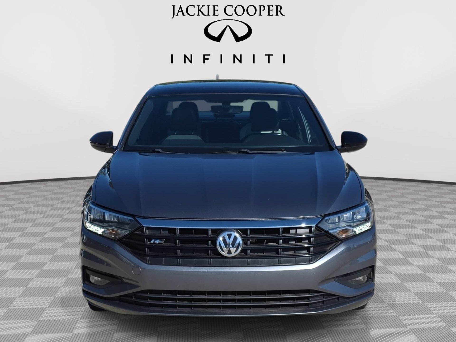 Used 2020 Volkswagen Jetta R-Line FWD image 2