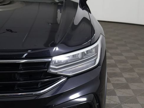 Certified 2024 Volkswagen Tiguan SE R-Line AWD/4WD image 16