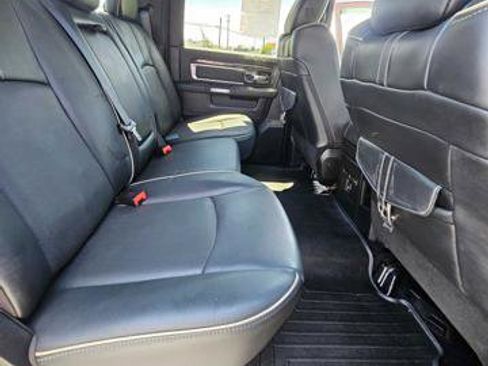 Used 2016 RAM 2500 Limited AWD/4WD image 12