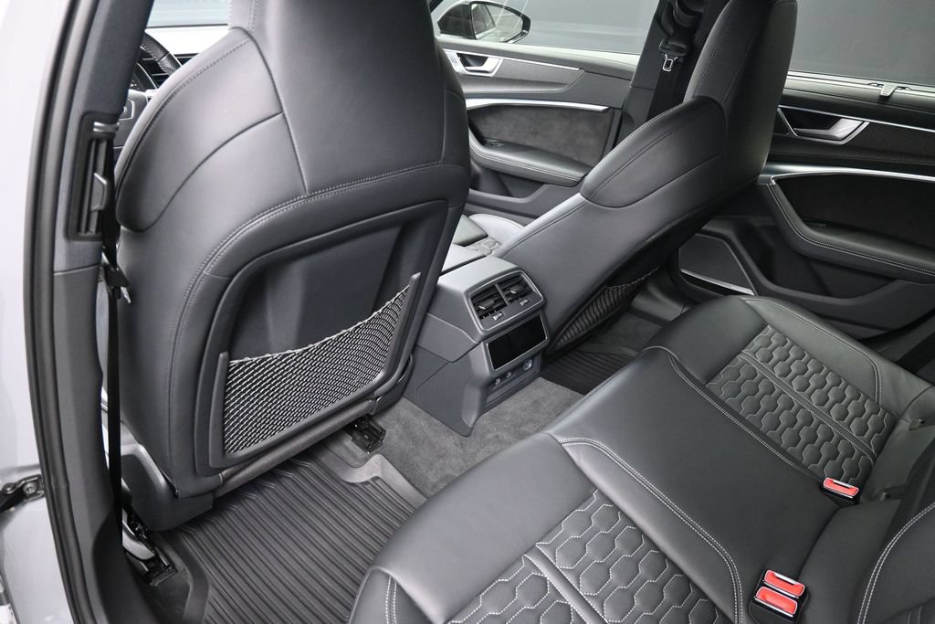 Used 2021 Audi RS 6 AWD/4WD image 24