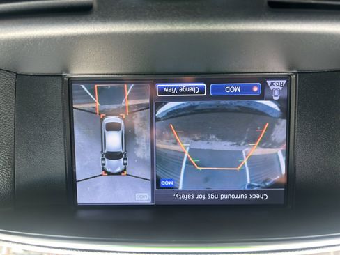 Used 2017 INFINITI Q70 3.7 image 23