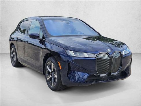Used 2026 BMW iX xDrive45 AWD/4WD image 3