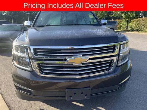 Used 2017 Chevrolet Suburban Premier AWD/4WD image 14