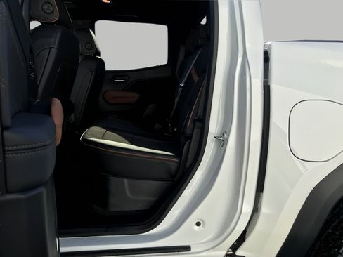 Certified 2024 GMC Canyon AT4 w/ Technology Package image 23