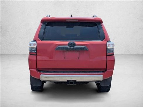 Used 2019 Toyota 4Runner TRD Off-Road Premium AWD/4WD image 7