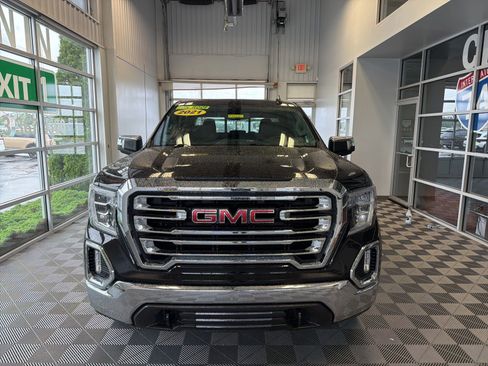 Used 2021 GMC Sierra 1500 SLT w/ SLT Convenience Package AWD/4WD image 2
