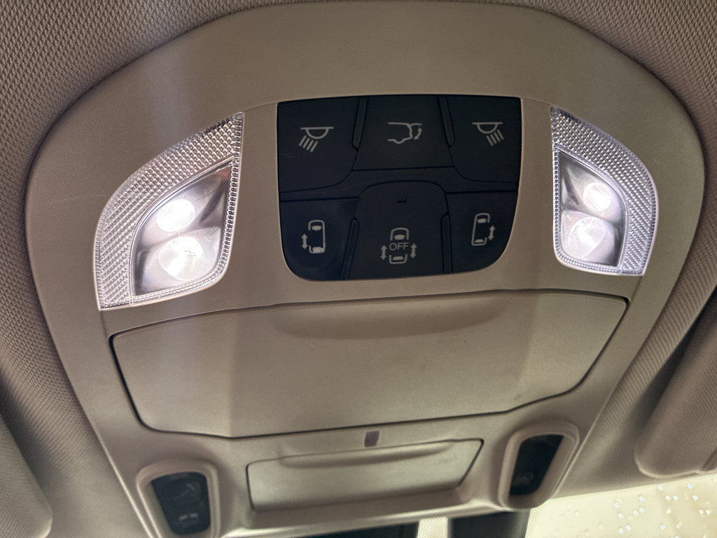 Used 2019 Chrysler Pacifica Limited FWD image 22