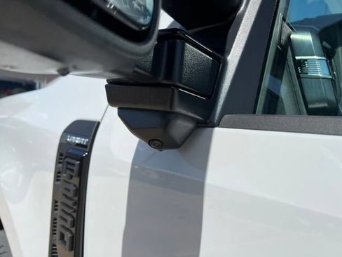 New 2026 Ford F250 Lariat w/ Black Appearance Package AWD/4WD image 10