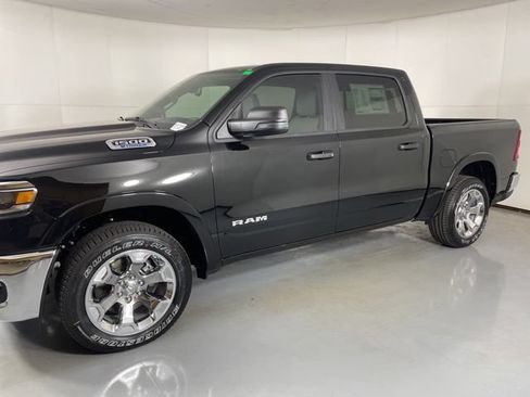 New 2025 RAM 1500 Big Horn AWD/4WD image 5