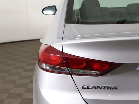 Used 2017 Hyundai Elantra Value Edition w/ Cargo Package image 15