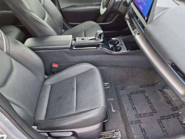 Certified 2025 Toyota Prius XLE FWD image 30