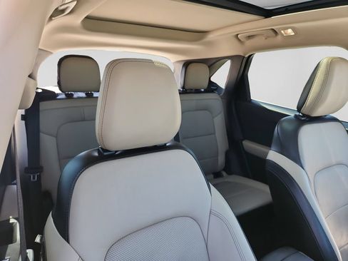 Used 2020 Ford Escape Titanium AWD/4WD image 25