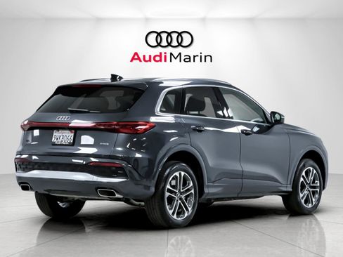 Certified 2025 Audi Q5 Premium w/ Convenience Package AWD/4WD image 5