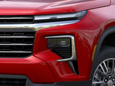 New 2026 Chevrolet Traverse LT w/ Driver Confidence Package FWD image 10