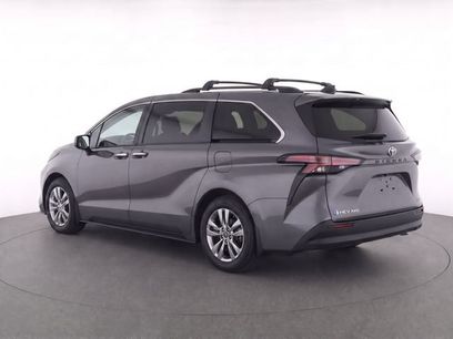 Used 2025 Toyota Sienna XLE w/ XLE Plus Package