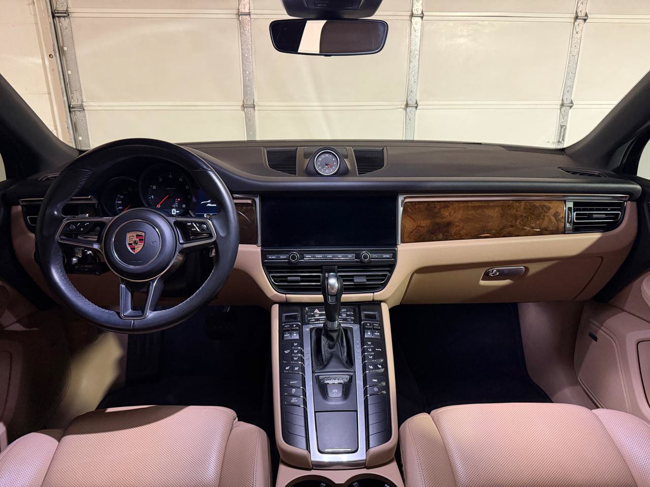 Used 2019 Porsche Macan AWD/4WD image 17