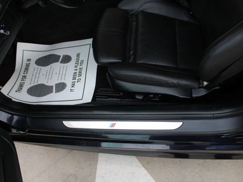 Used 2012 BMW M3 Convertible w/ Premium Pkg RWD image 22
