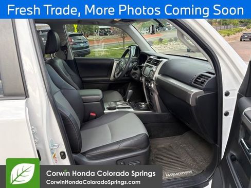 Used 2018 Toyota 4Runner SR5 Premium AWD/4WD image 9