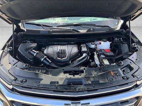 Used 2026 Chevrolet Traverse LT FWD image 11