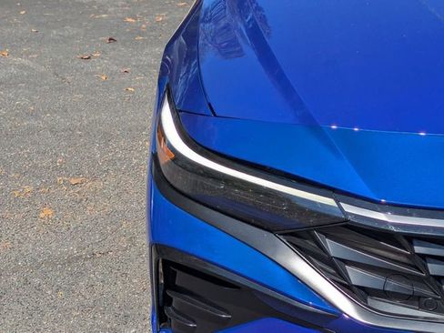 Used 2025 Hyundai Elantra SEL w/ Cargo Package image 10