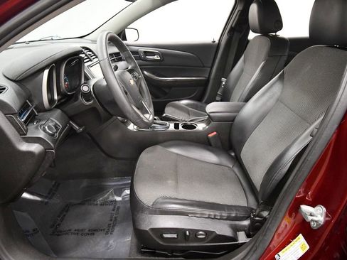 Used 2015 Chevrolet Malibu LT w/ Power Convenience Package image 12