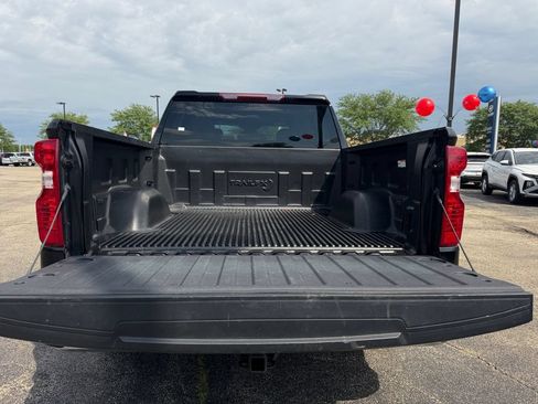 Used 2025 Chevrolet Silverado 1500 LT AWD/4WD image 20