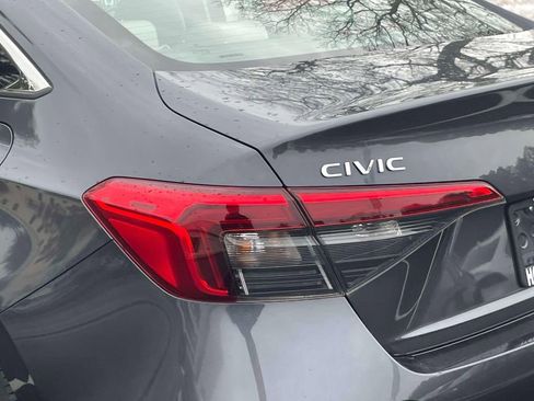 Certified 2024 Honda Civic EX image 10