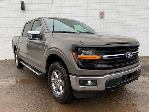 New 2025 Ford F150 XLT w/ Equipment Group 302A MID image 12