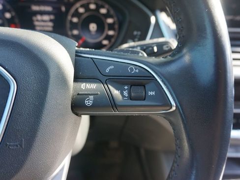 Used 2018 Audi Q5 2.0T Premium Plus w/ Premium Plus Package AWD/4WD image 8