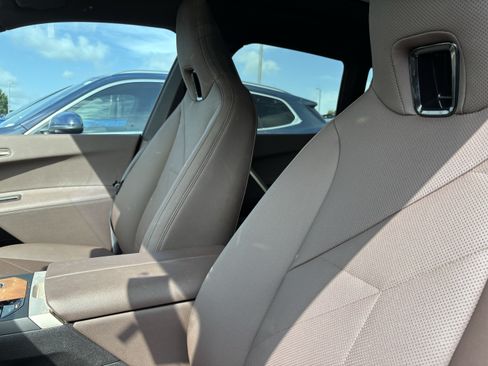 Used 2024 BMW iX xDrive50 w/ Premium Package AWD/4WD image 16