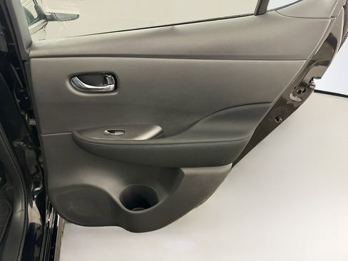 Used 2023 Nissan Leaf S FWD image 30