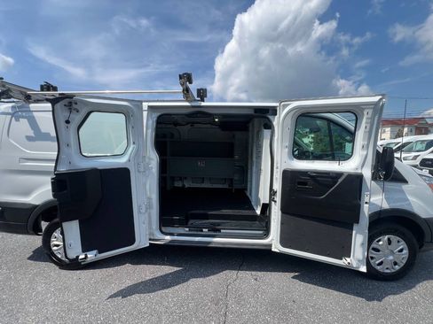 Used 2017 Ford Transit 350 148 Low Roof w/ Exterior Upgrade Package RWD image 7