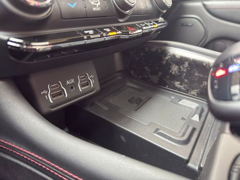 Used 2021 Dodge Durango R/T w/ Premium Interior Group image 25