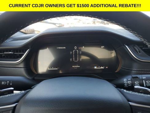 New 2025 Jeep Grand Cherokee L Limited image 10