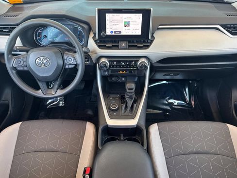 Used 2024 Toyota RAV4 XLE w/ Convenience Package AWD/4WD image 16