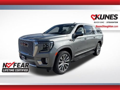 Used 2023 GMC Yukon XL Denali AWD/4WD image 6