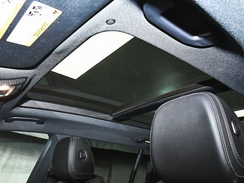 Used 2025 Mercedes-Benz GLS 450 4MATIC image 60