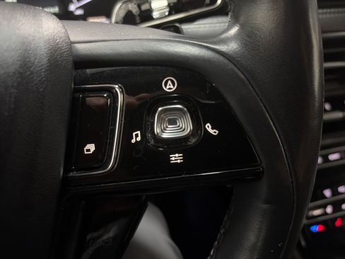 Used 2021 Lincoln Corsair AWD w/ Equipment Group 101A image 17